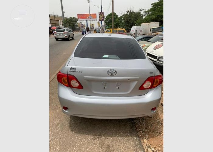  Toyota Corolla 2010 