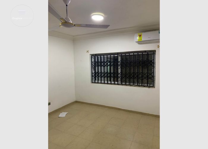 Chamber And Hall Self-Contained For Rent