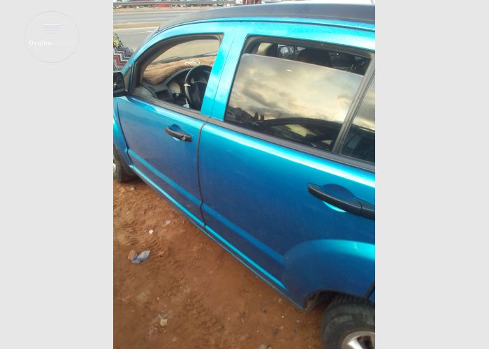 Dodge caliber 2008 with manual transmission